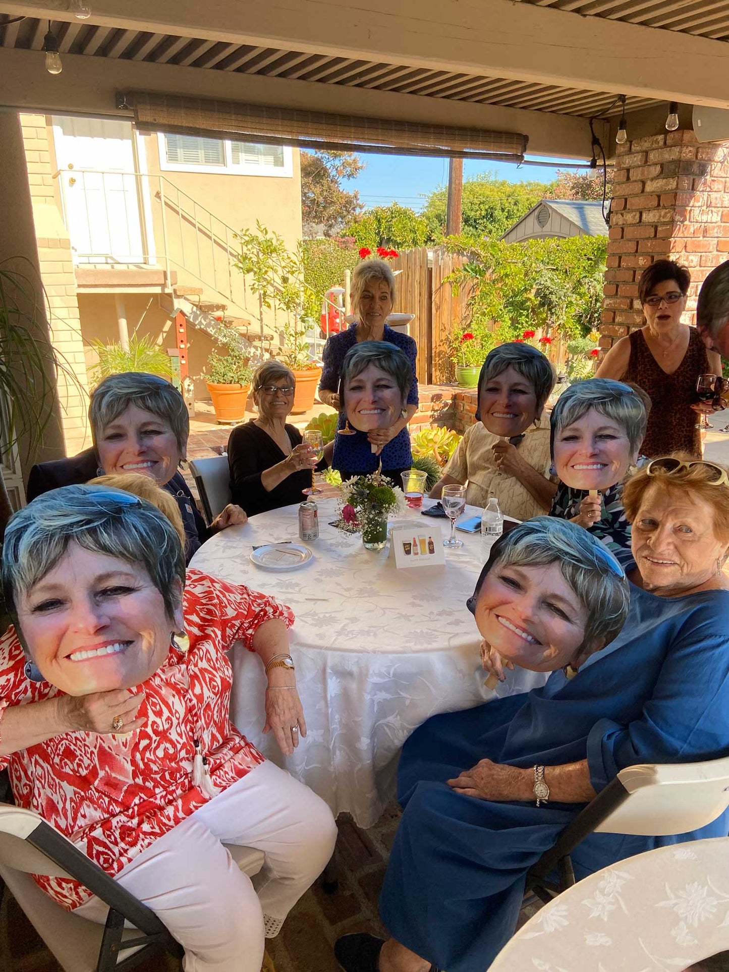 12"x18" Big Head (2 pack)