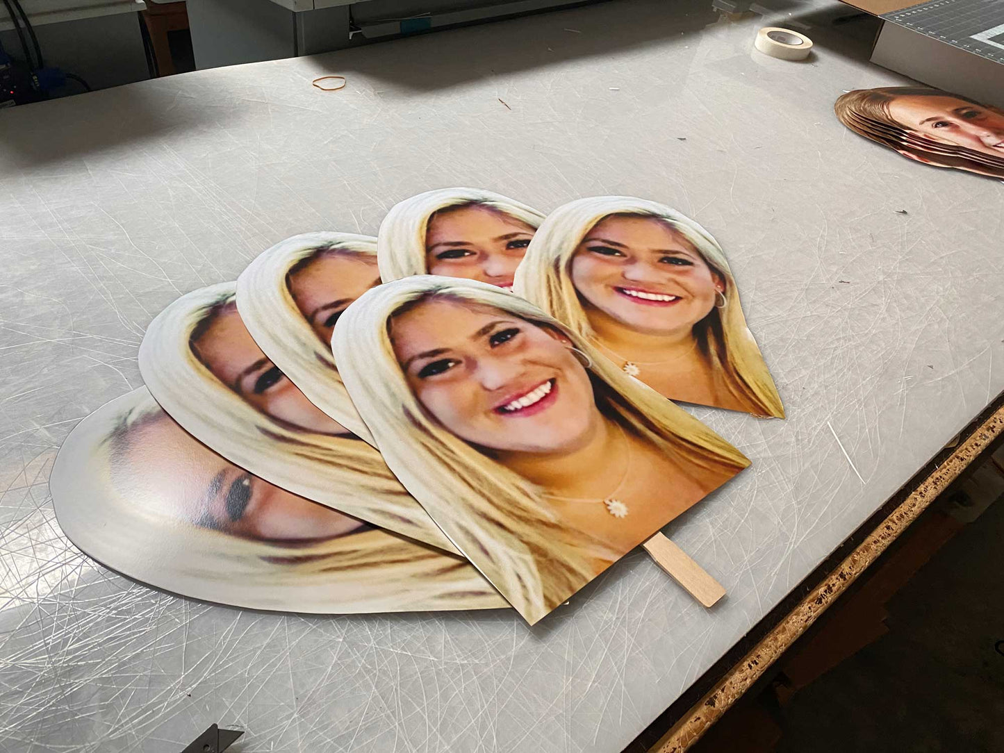 12"x18" Big Head (6 pack)