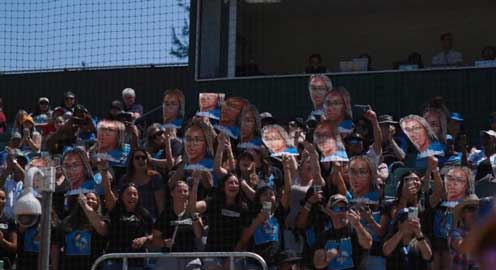 12"x18" Big Head (2 pack)