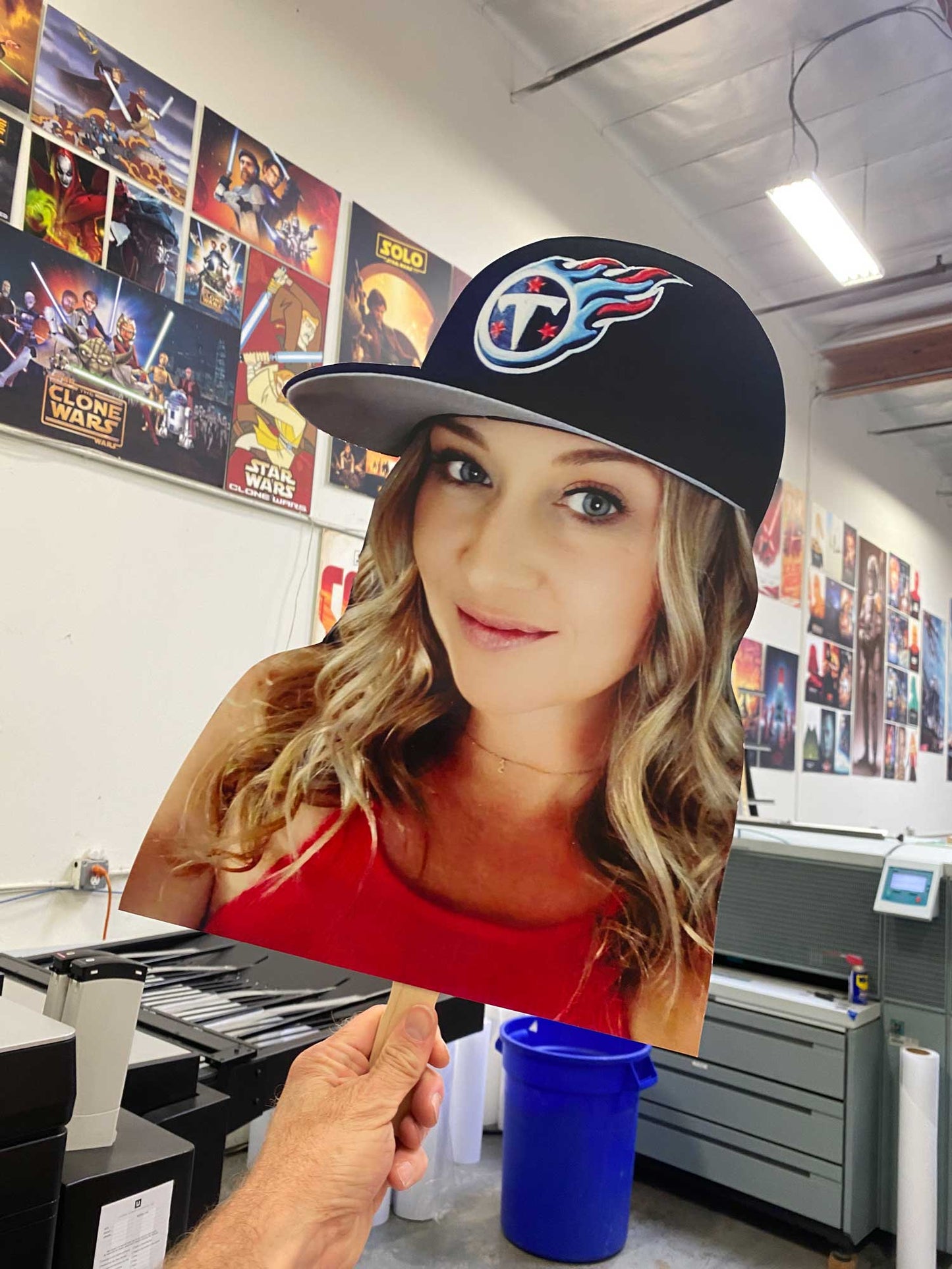 12"x18" Big Head (2 pack)