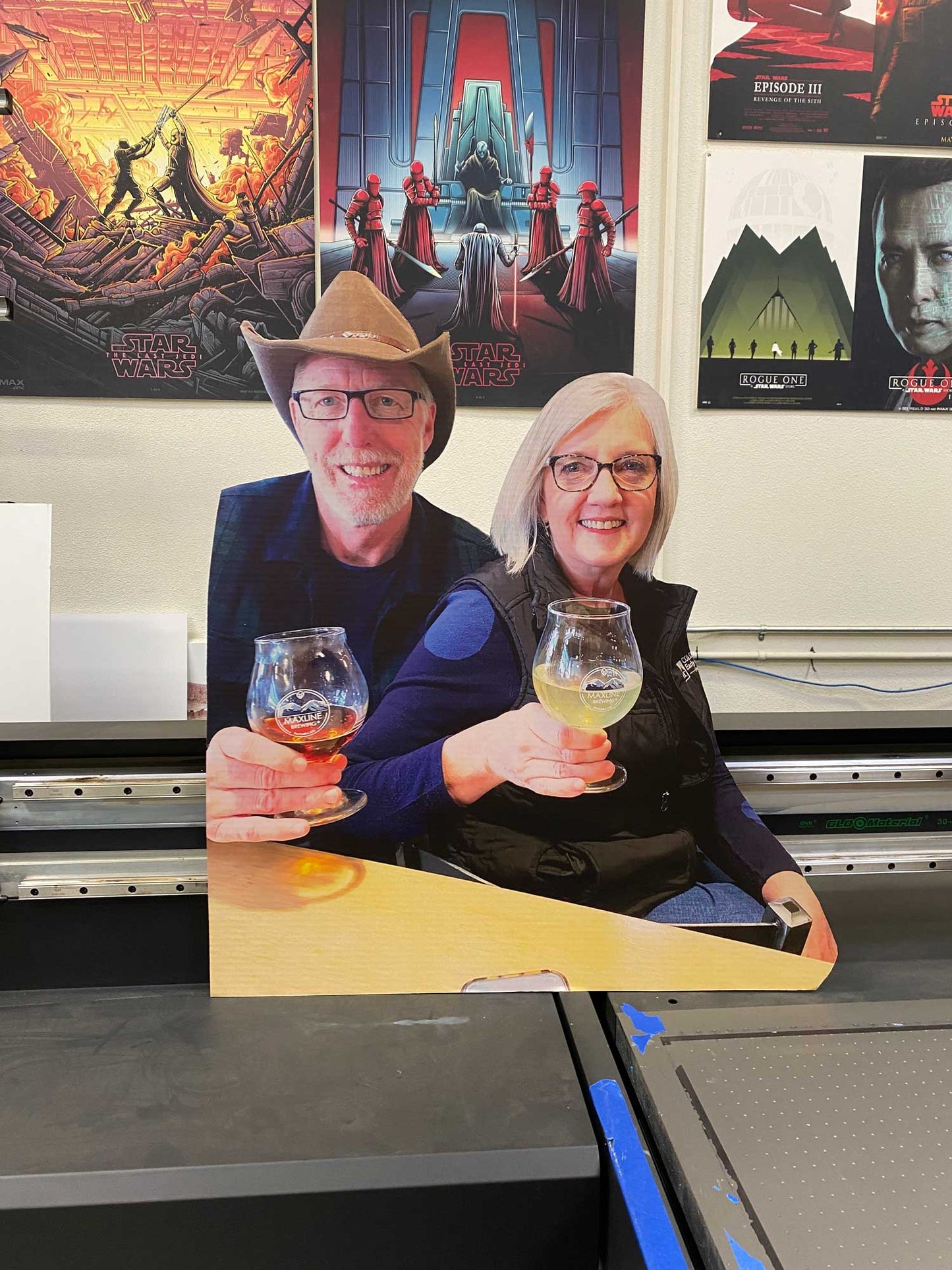 36" 2-Person Waist-Up Cutout (2pcs)