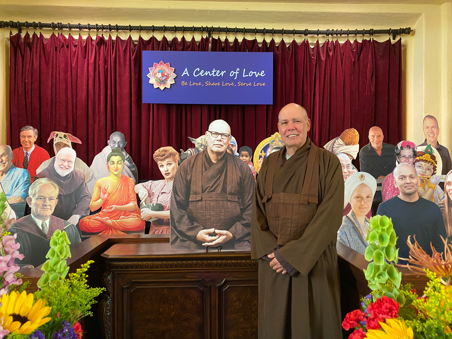 36" Waist-Up Cutout (1pcs)